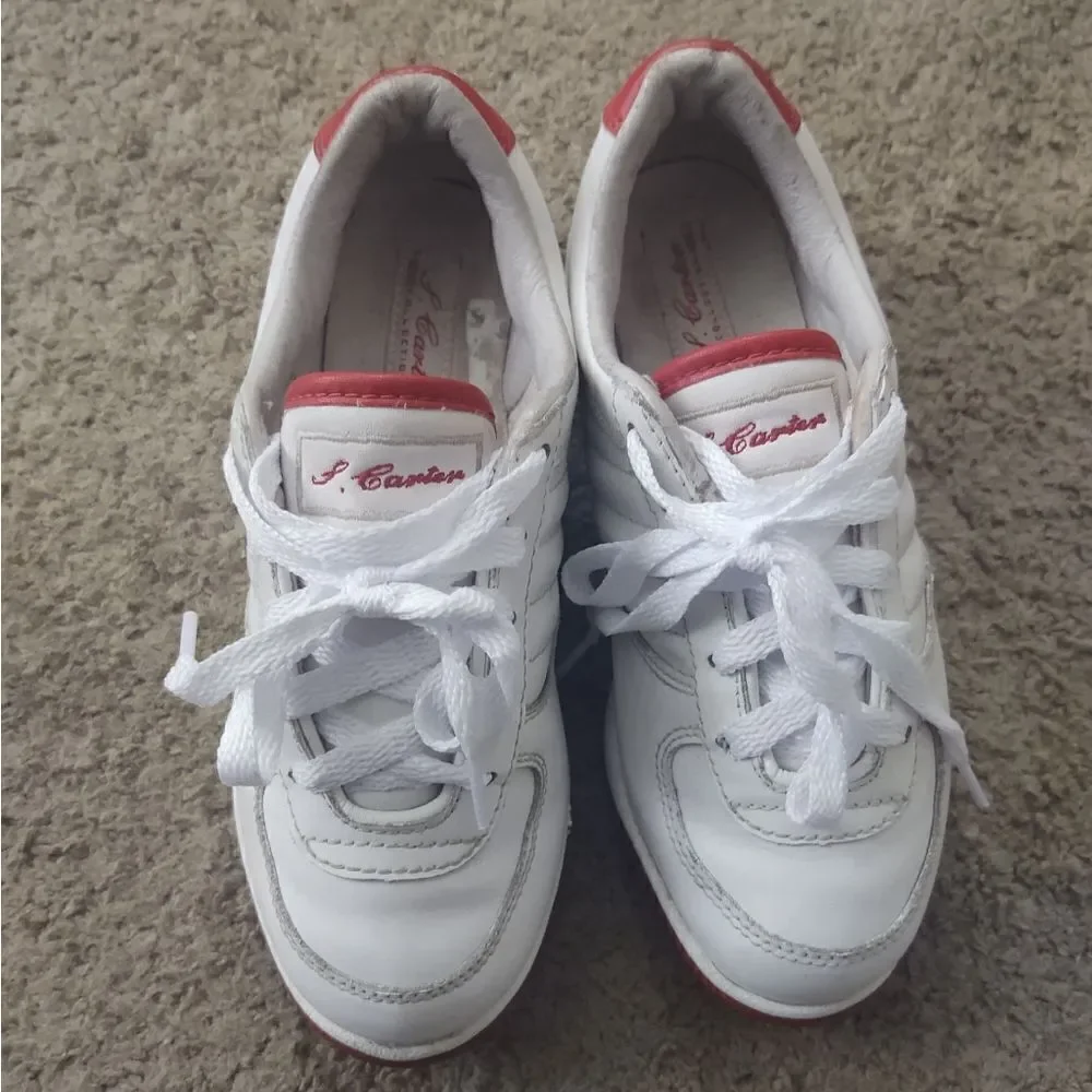 Reebok S. Carter Girls Vintage Sneakers Size 2.5 White/Red PRE-OWNED